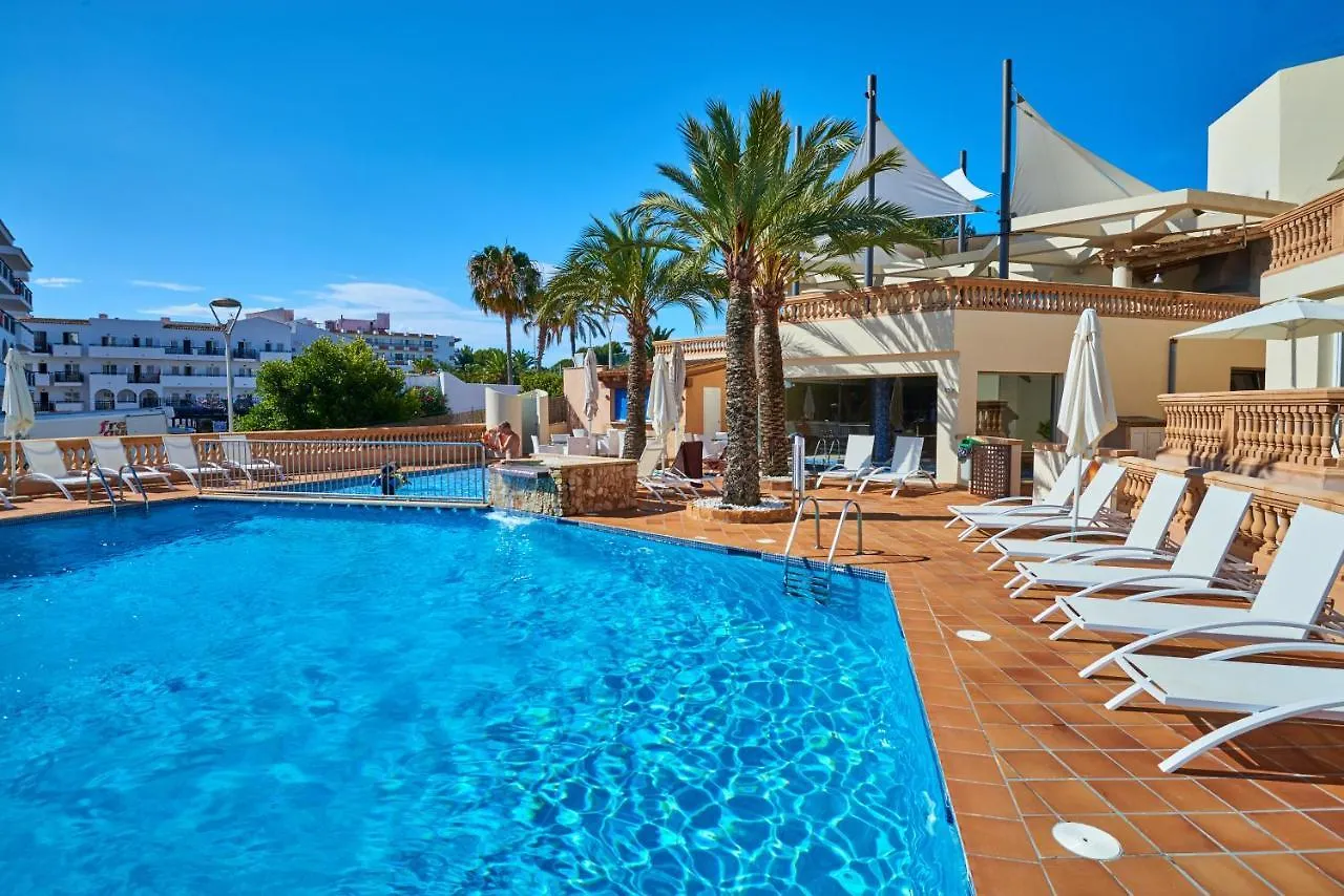Apartamentos Azul Playa Cala d'Or 3*,