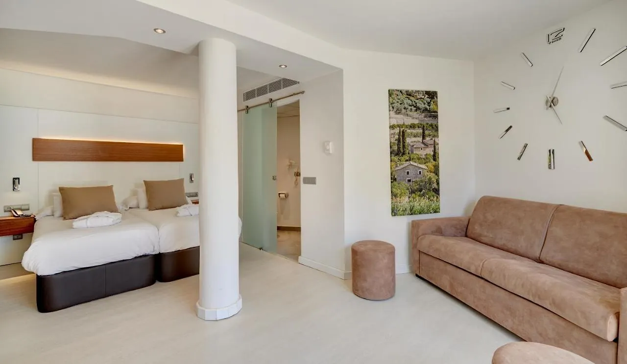Apartamentos Azul Playa Cala d'Or 3*,
