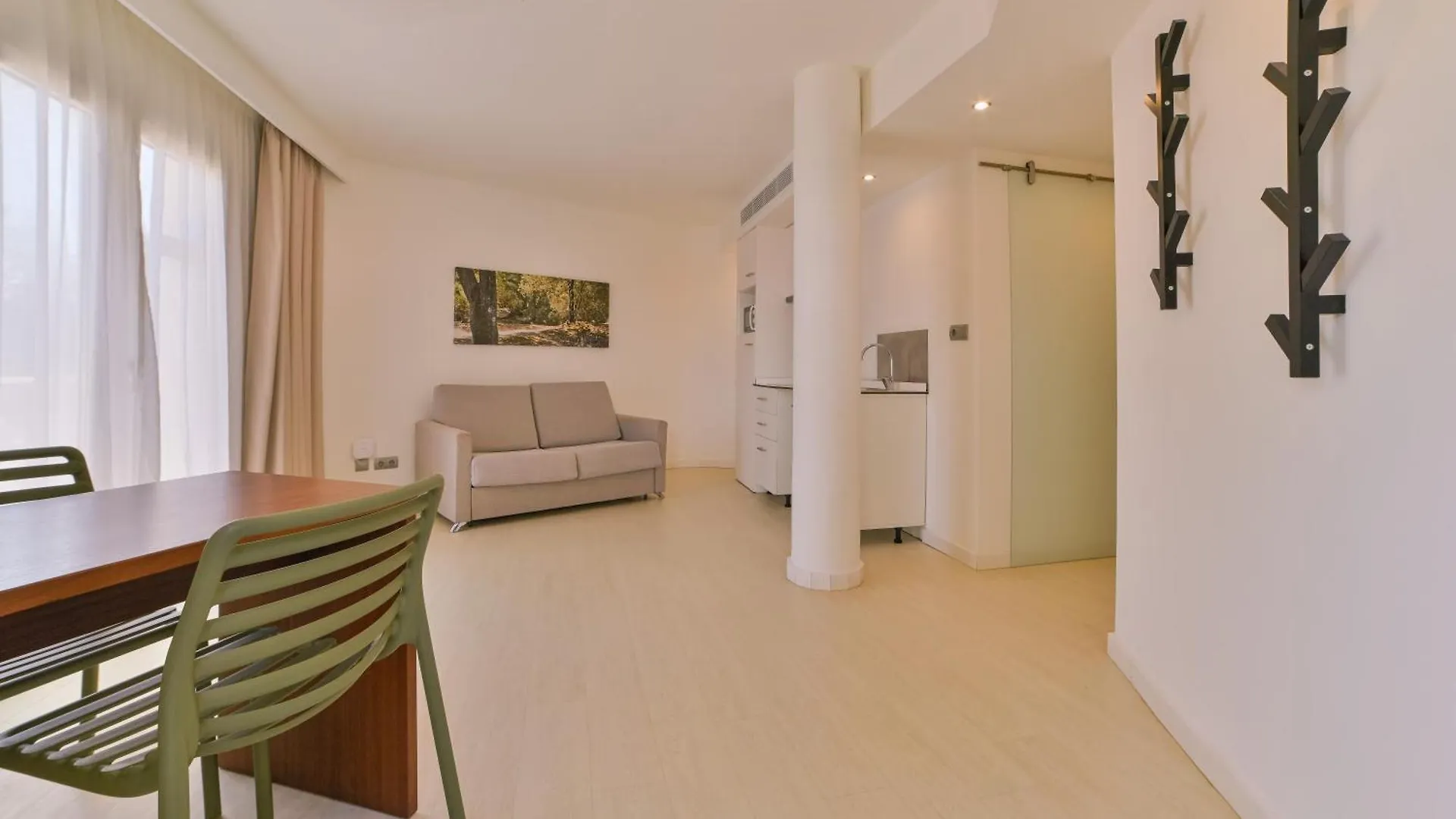 Apartamentos Azul Playa Cala Ferrera  3*, Cala Ferrera (Mallorca) İspanya