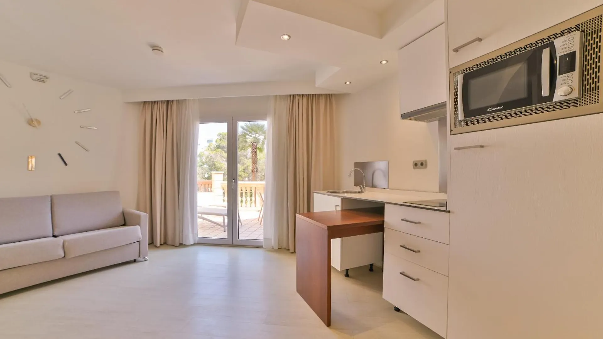 Apartamentos Azul Playa Cala Ferrera  Appart hôtel