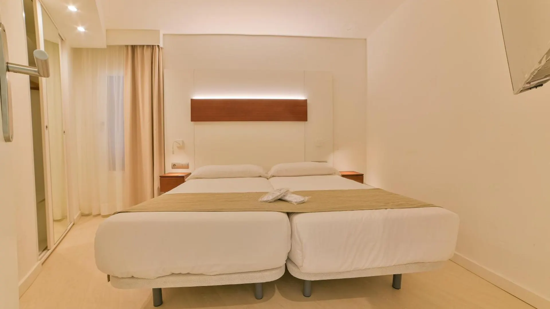 Appart hôtel Apartamentos Azul Playa Cala Ferrera