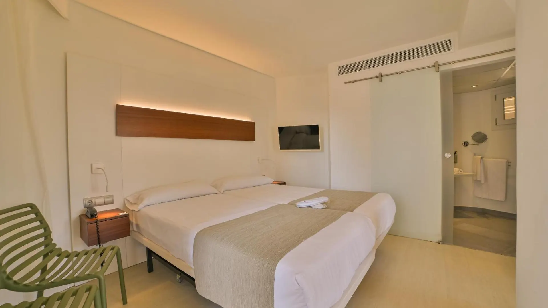 Apartamentos Azul Playa Cala Ferrera  Appart hôtel