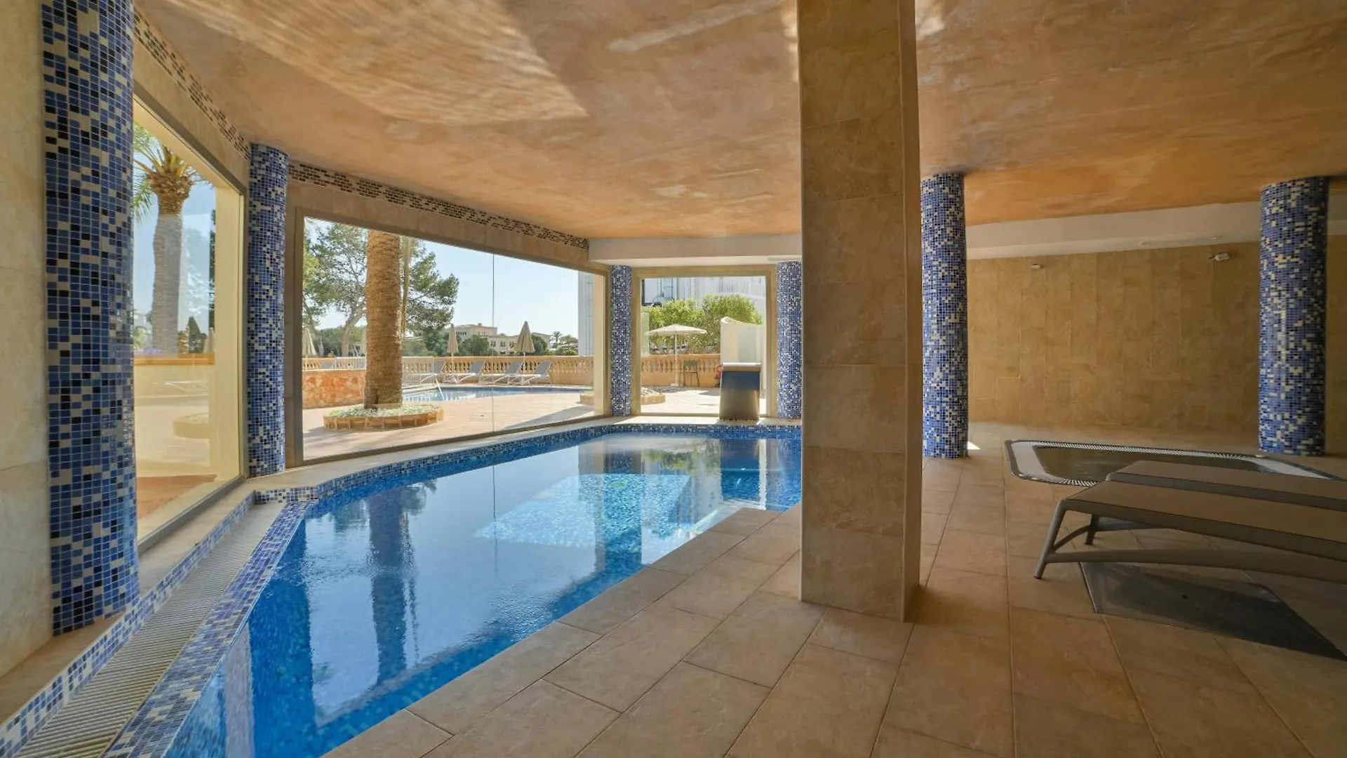 Apartamentos Azul Playa Cala Ferrera