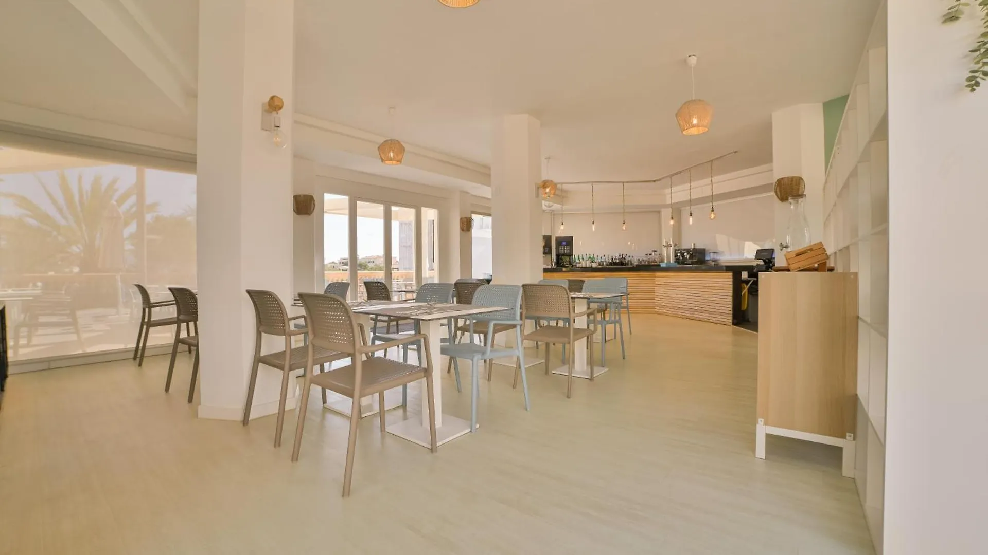 Apartamentos Azul Playa Cala Ferrera  Appart hôtel
